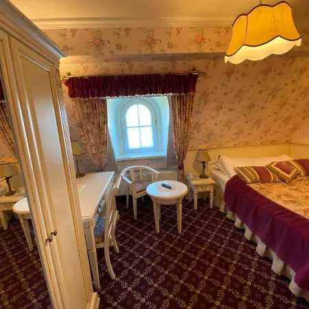 Palac Borynia 3*