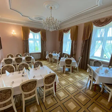 Palac Borynia 3*