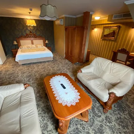 호텔 Palac Borynia 3*