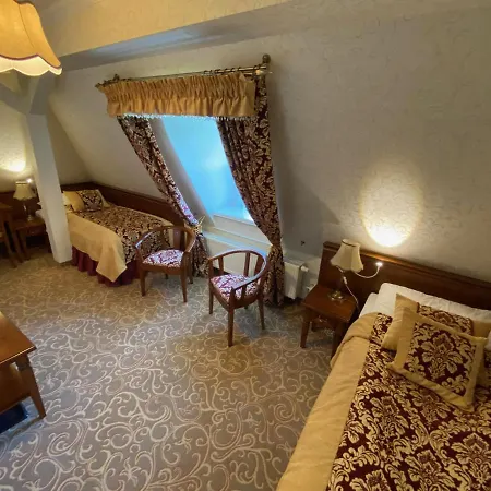 호텔 Palac Borynia