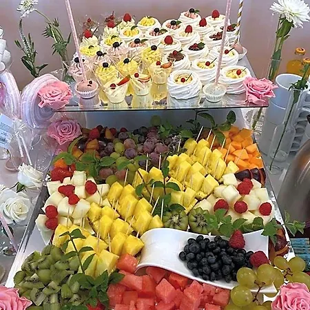 玻璃尼亚宫酒店